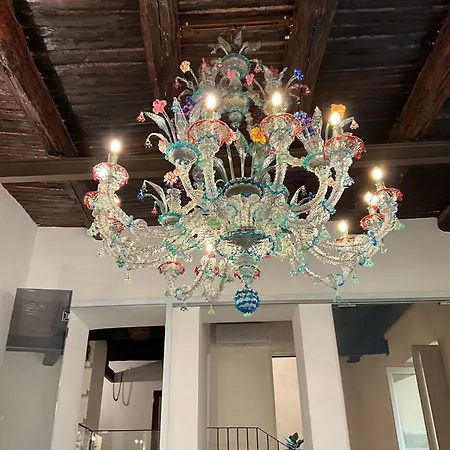 La Casa Dei Librai شقة