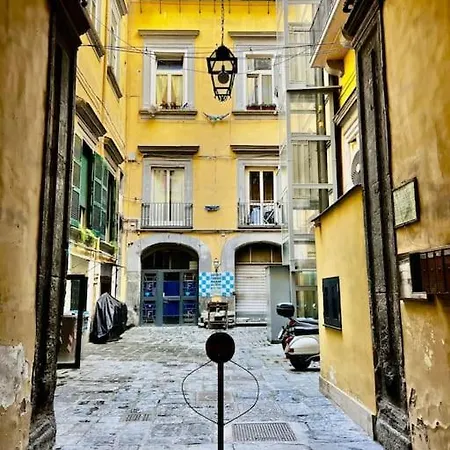 شقة La Casa Dei Librai نابولي