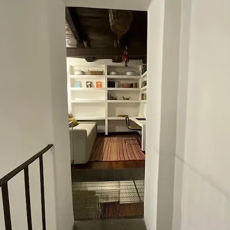 La Casa Dei Librai * نابولي