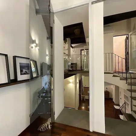 La Casa Dei Librai * نابولي